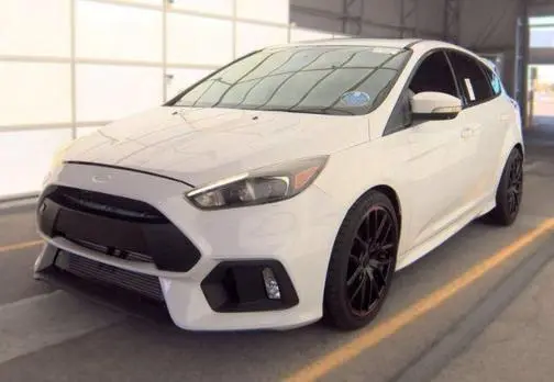 2018 Ford Focus ST FWD photo