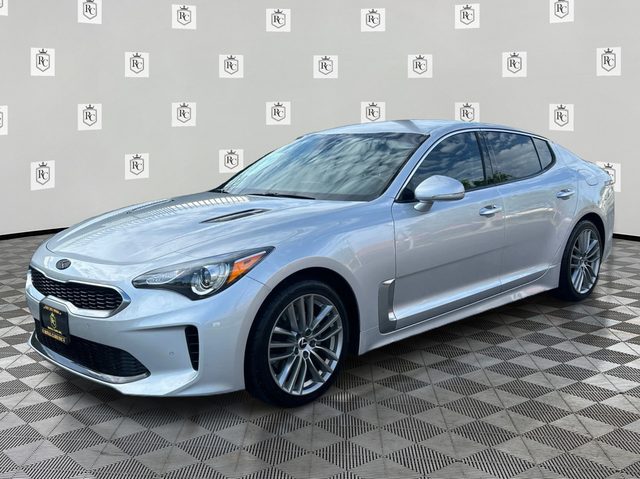 2018 Kia Stinger Base RWD photo