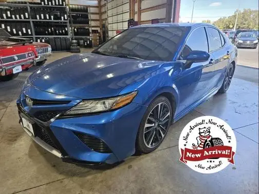 2018 Toyota Camry XSE FWD photo