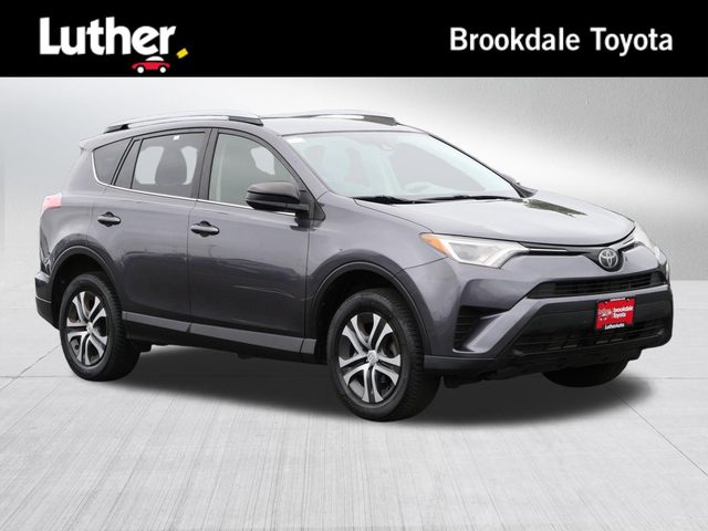 2018 Toyota RAV4 LE AWD photo