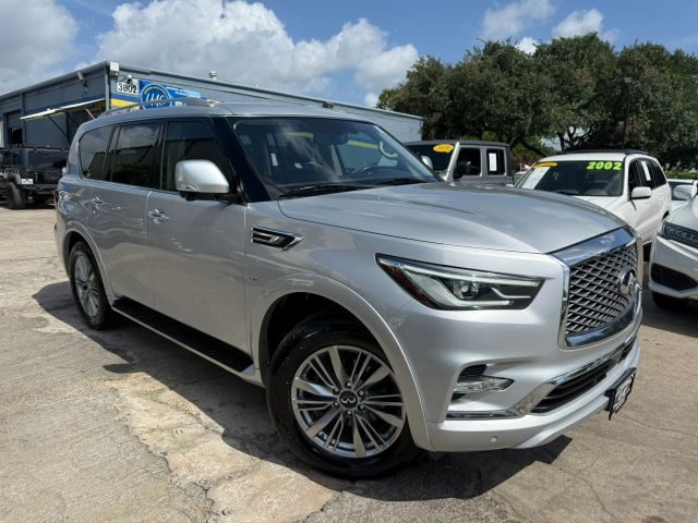 2018 Infiniti QX80 RWD photo