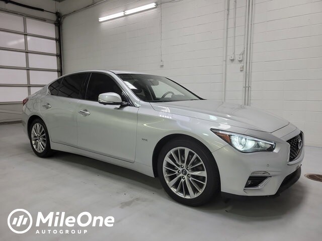 2018 Infiniti Q50 3.0t LUXE AWD photo