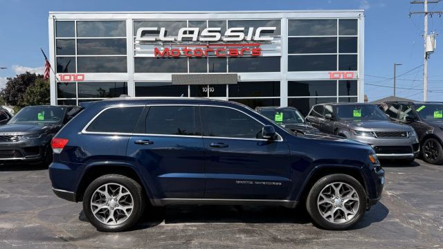 2018 Jeep Grand Cherokee Sterling Edition 4WD photo