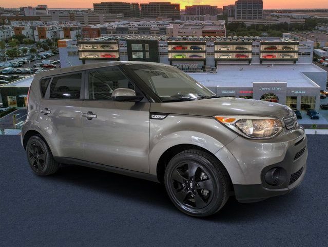 2018 Kia Soul Base FWD photo