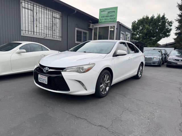 2016 Toyota Camry SE FWD photo