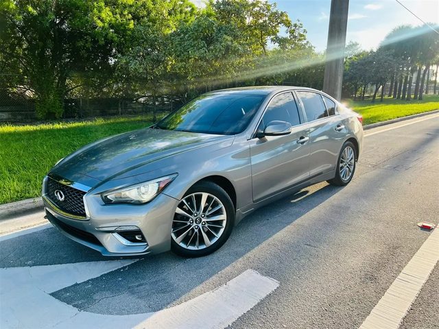 2018 Infiniti Q50 3.0t LUXE AWD photo