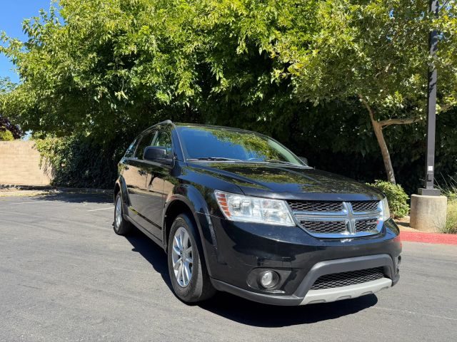 2017 Dodge Journey SXT FWD photo