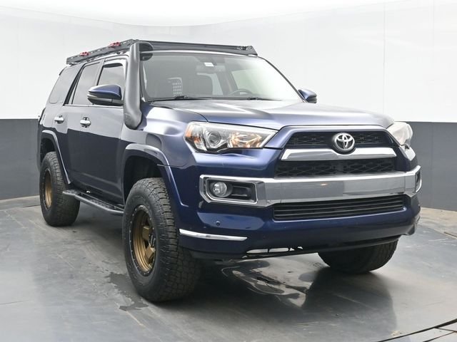 2018 Toyota 4Runner Limited 4WD photo