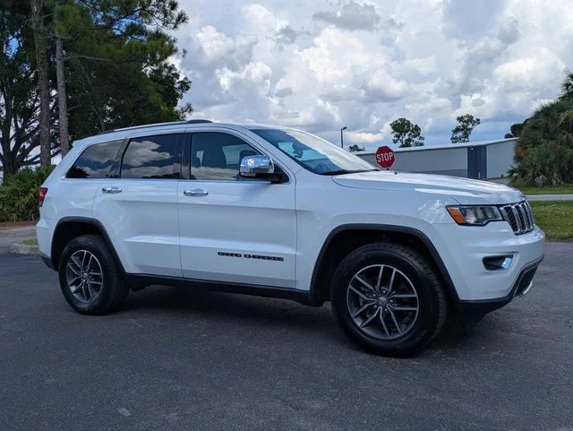 2018 Jeep Grand Cherokee Limited 4WD photo