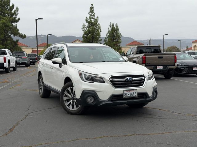2018 Subaru Outback Touring AWD photo