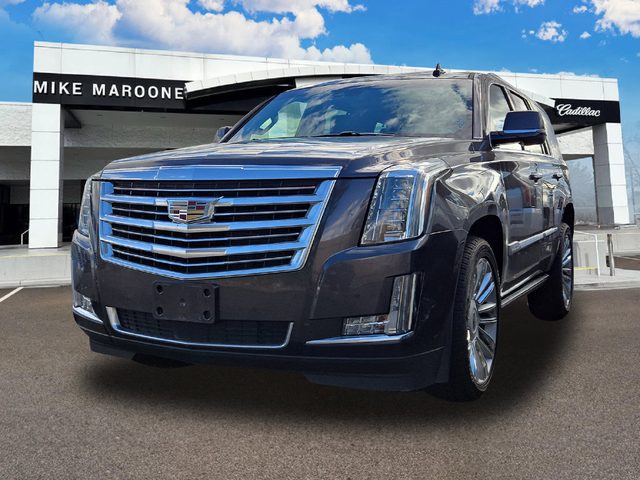 2018 Cadillac Escalade Platinum 4WD photo