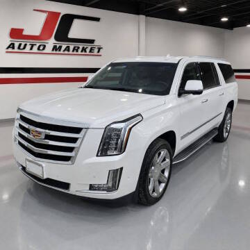 2018 Cadillac Escalade ESV Luxury RWD photo