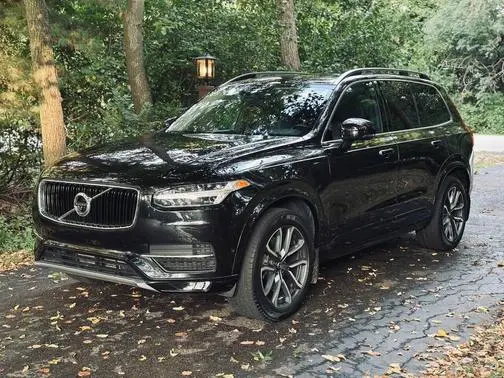 2018 Volvo XC90 Momentum AWD photo