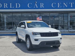 2018 Jeep Grand Cherokee Laredo E 4WD photo