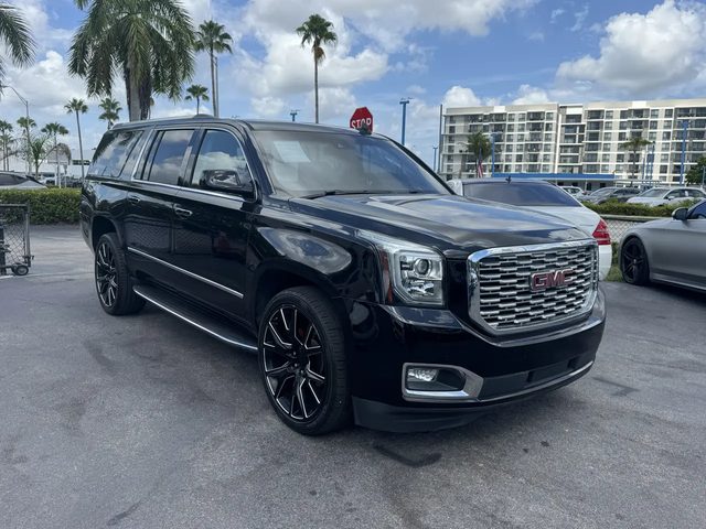 2018 GMC Yukon XL Denali 4WD photo