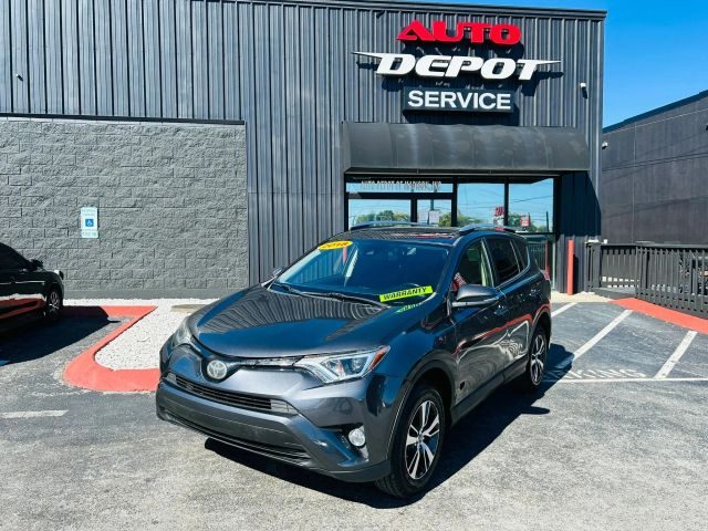 2018 Toyota RAV4 XLE FWD photo