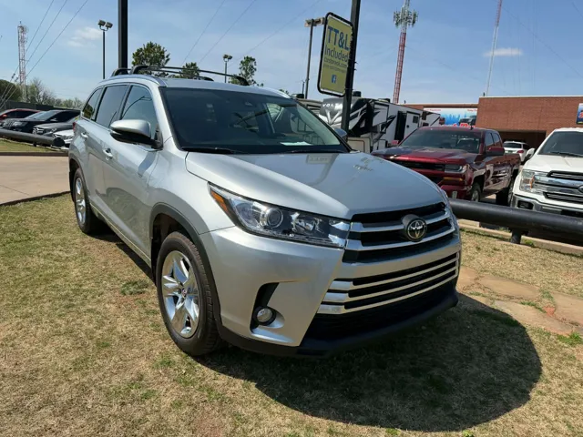 2018 Toyota Highlander Limited FWD photo