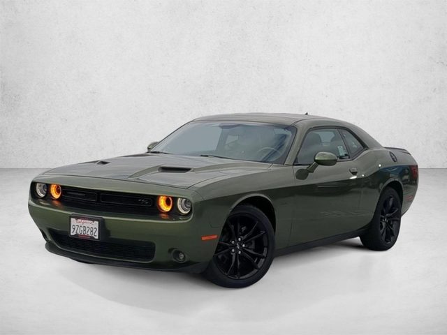 2018 Dodge Challenger R/T Plus RWD photo