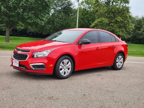 2015 Chevrolet Cruze LS FWD photo