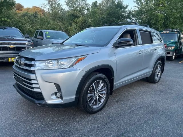 2018 Toyota Highlander XLE AWD photo