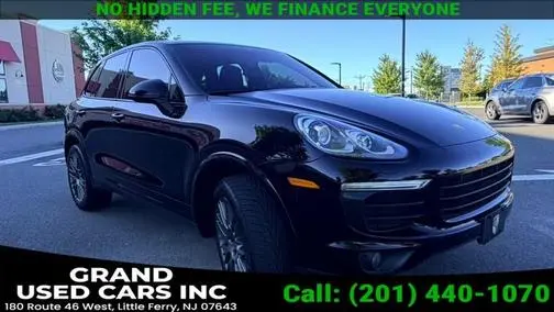 2018 Porsche Cayenne Platinum Edition AWD photo