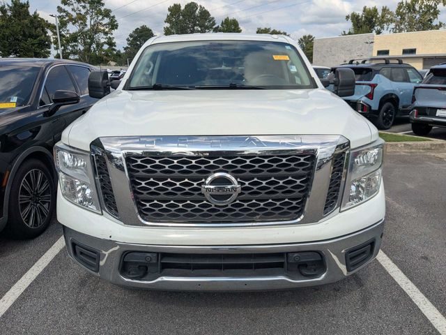 2018 Nissan Titan SV 4WD photo