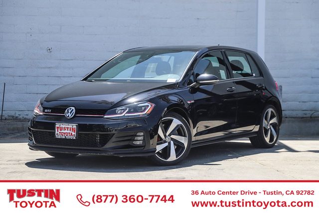 2018 Volkswagen Golf GTI SE FWD photo