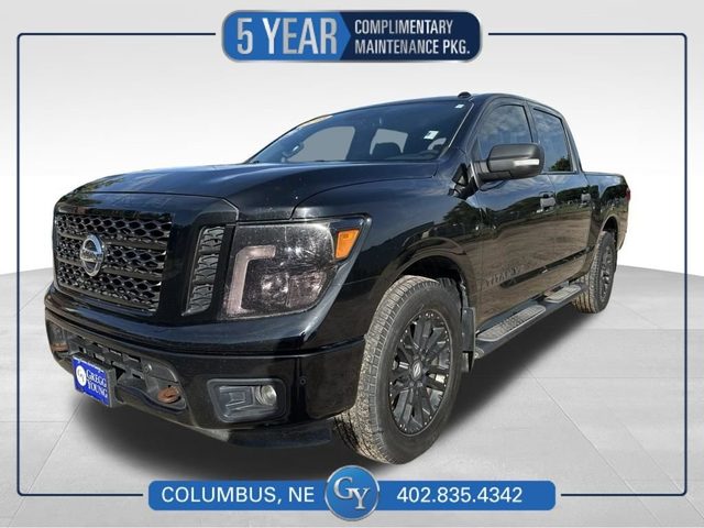 2018 Nissan Titan SV 4WD photo