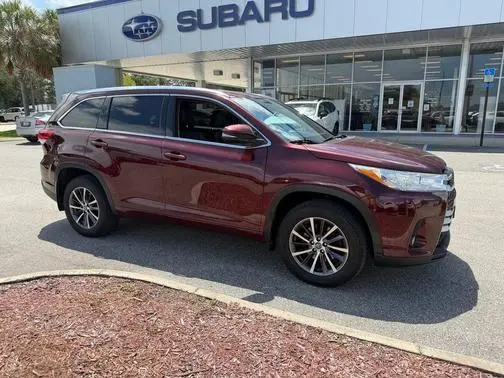 2018 Toyota Highlander XLE AWD photo