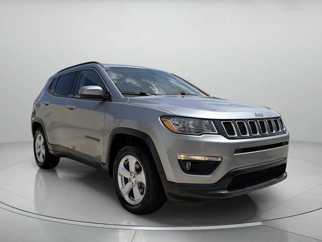 2018 Jeep Compass Latitude FWD photo