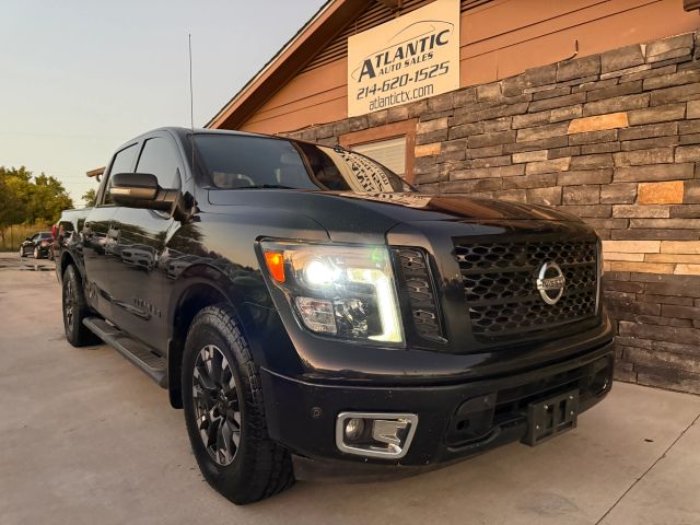 2018 Nissan Titan SV RWD photo