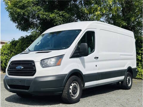 2018 Ford Transit Van RWD photo