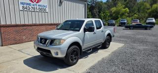 2018 Nissan Frontier SV V6 4WD photo