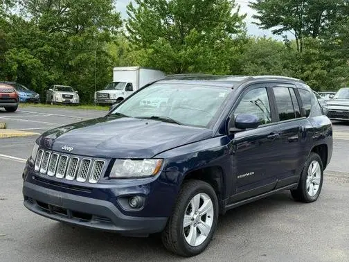 2016 Jeep Compass Latitude FWD photo