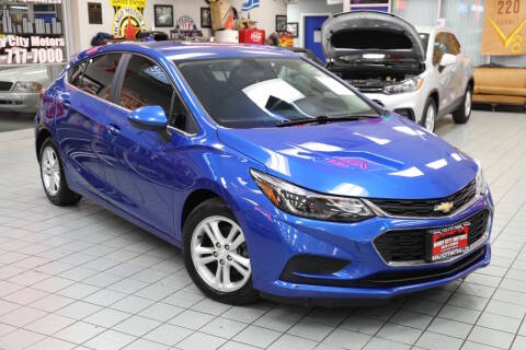 2017 Chevrolet Cruze LT FWD photo