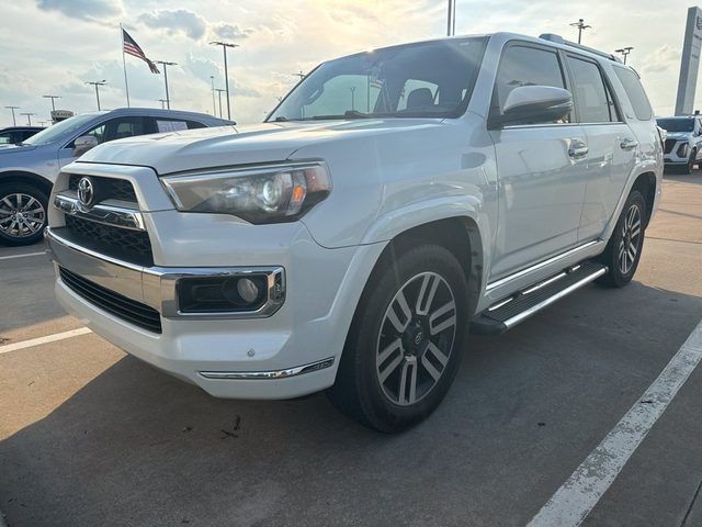 2018 Toyota 4Runner Limited 4WD photo