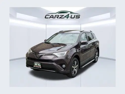 2018 Toyota RAV4 XLE AWD photo