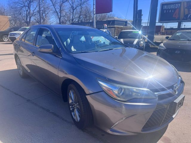 2016 Toyota Camry SE FWD photo