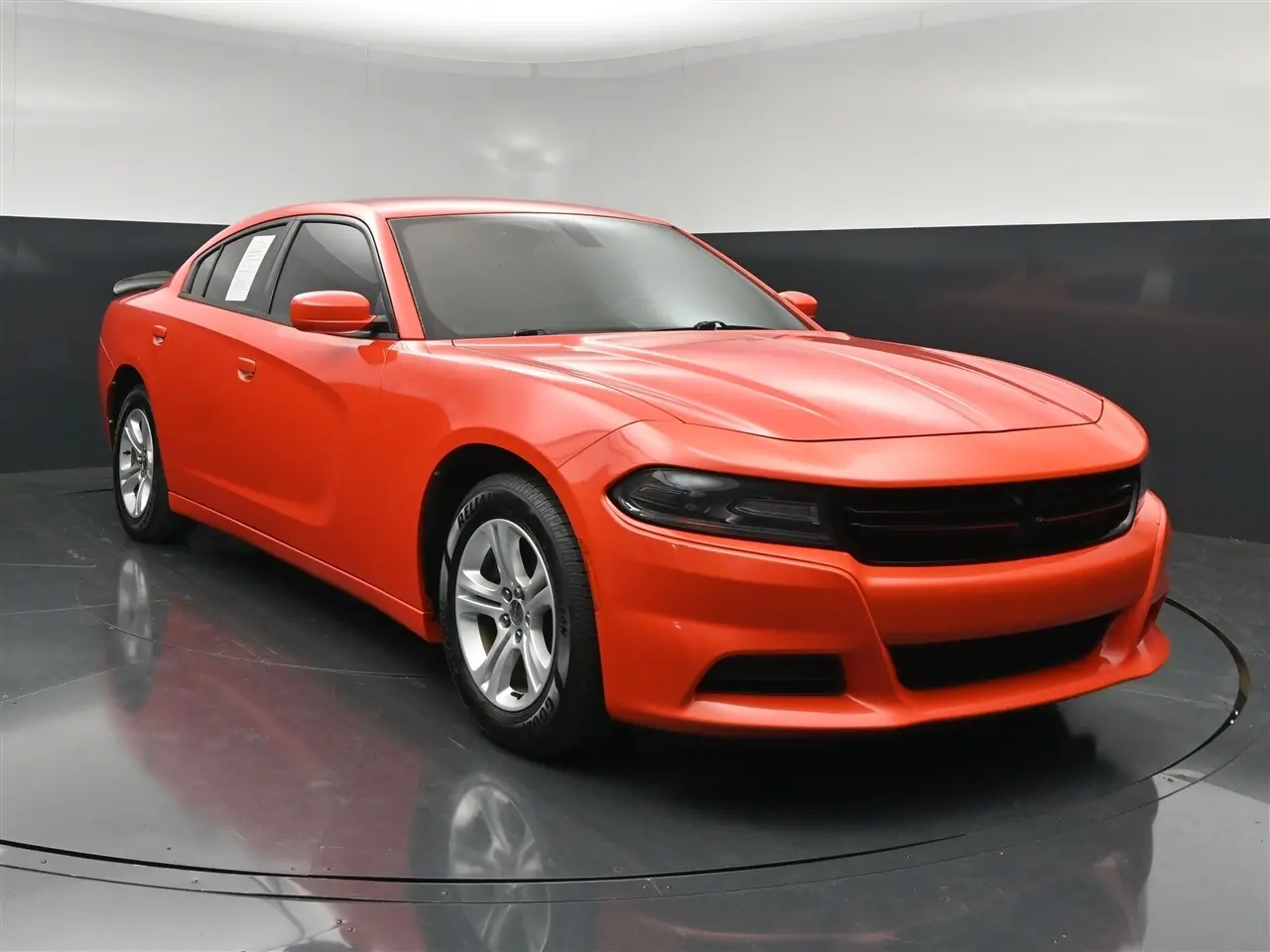 2018 Dodge Charger SXT RWD photo