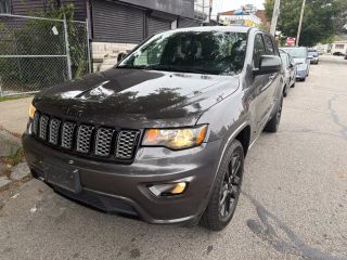 2018 Jeep Grand Cherokee Altitude 4WD photo