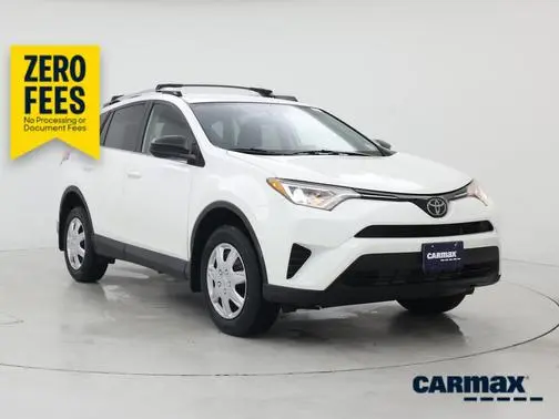 2018 Toyota RAV4 LE AWD photo