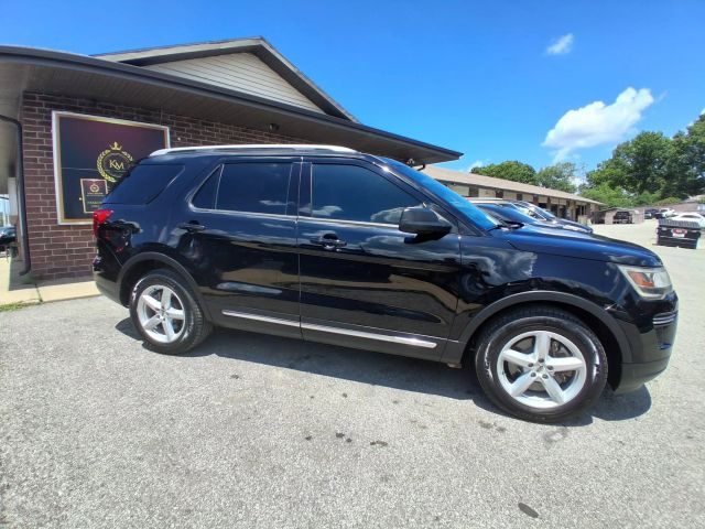2018 Ford Explorer XLT FWD photo