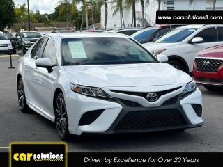 2018 Toyota Camry SE FWD photo