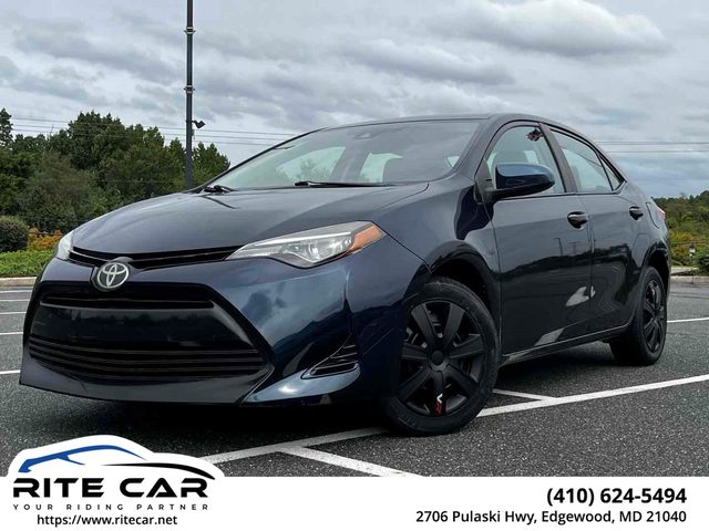 2018 Toyota Corolla LE FWD photo