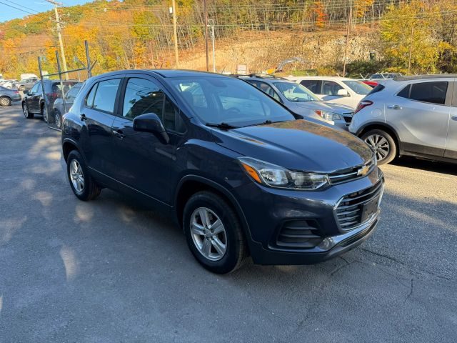 2018 Chevrolet Trax LS AWD photo