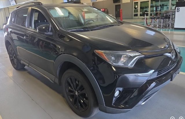 2018 Toyota RAV4 Adventure FWD photo