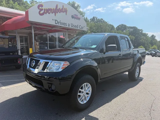 2017 Nissan Frontier SV V6 4WD photo