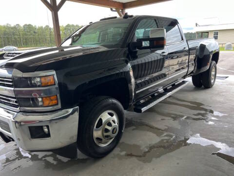 2018 Chevrolet Silverado 3500HD LTZ 4WD photo