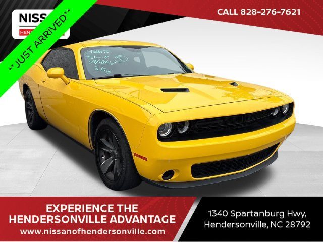 2018 Dodge Challenger SXT RWD photo