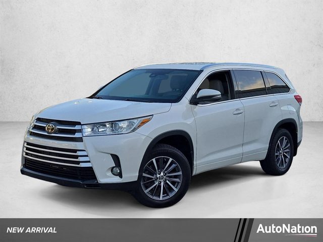 2018 Toyota Highlander XLE AWD photo